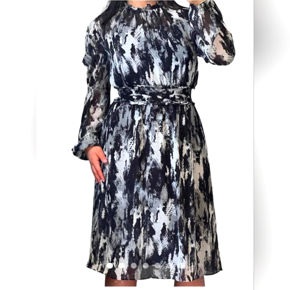 Simply Vera Vera Wang Snake print midi long-sleeve dress.